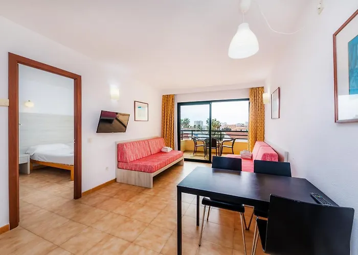 Apto Con Terraza 103